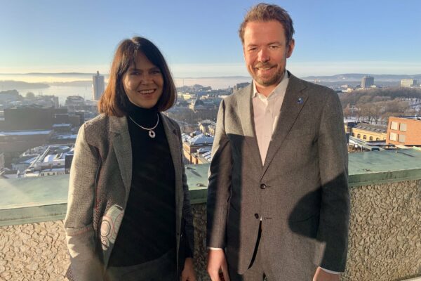 New cooperation: Elin Steinsland, CEO of HydePoint and Knut Vassbotn, CEO of Deep Wind Offshore.