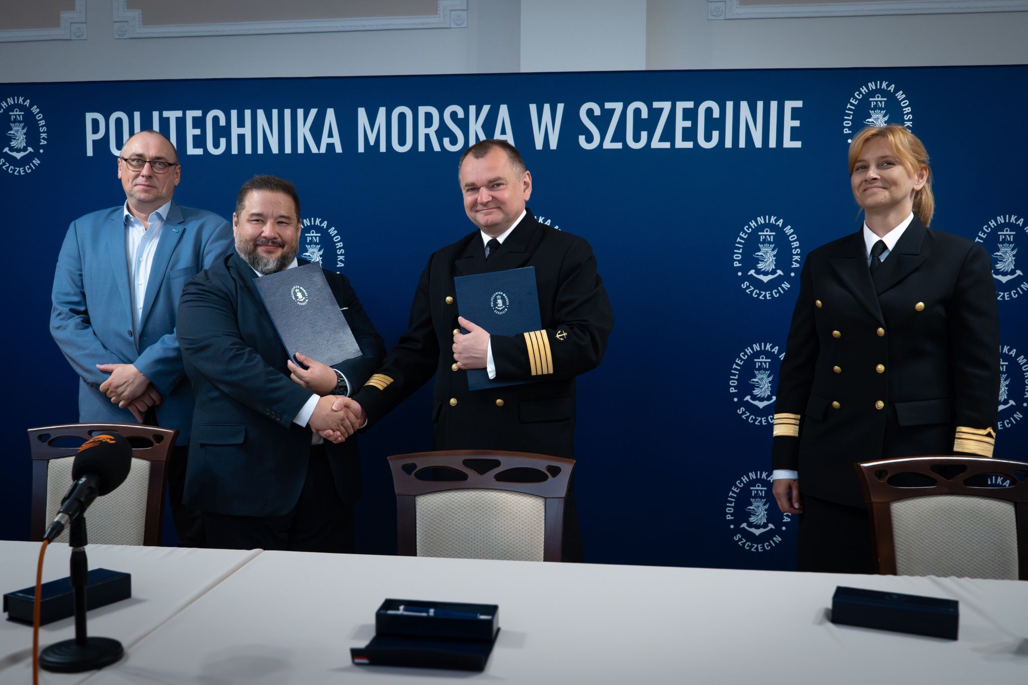 Porozumienie PM z firmą Hynfra, fot. Hynfra